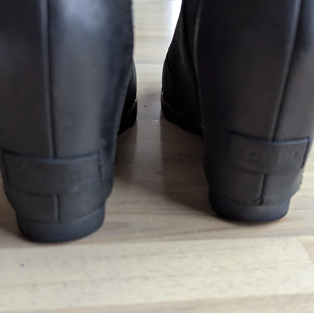 SOREL Joan of Arc Lea Wedge‎ Bootie Shoe (Women's Sz 7)